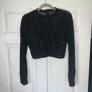Crop lace black top